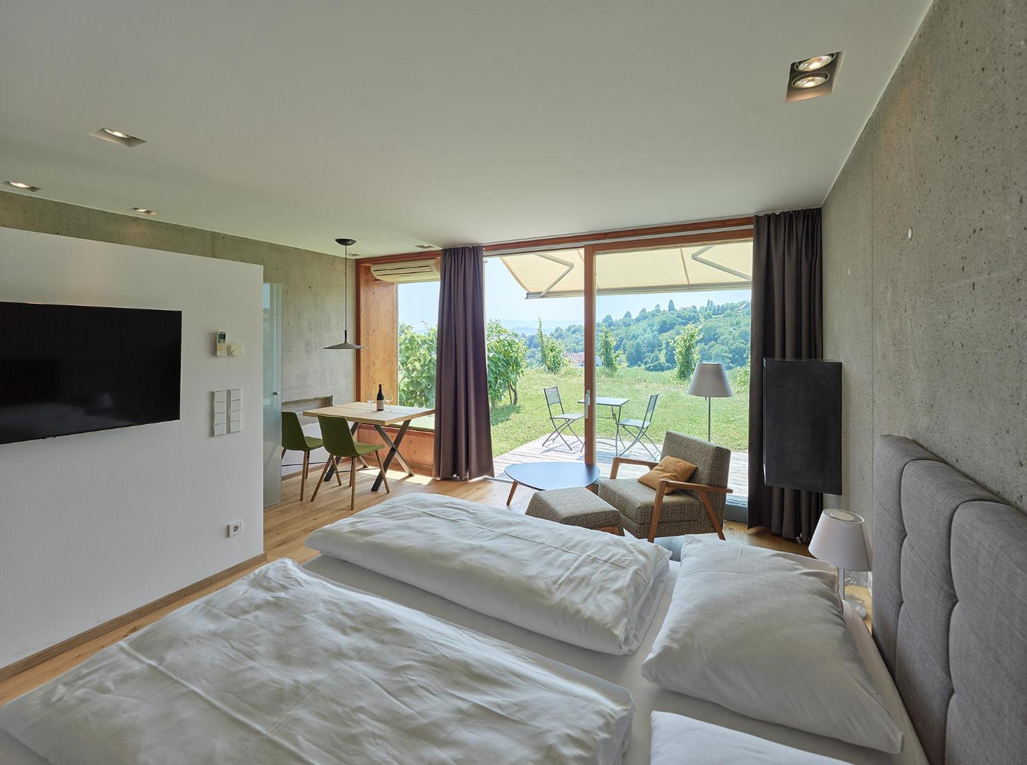 Hideaway An Der Weinstrasse - Pool & Sauna - Apartments Anderlage Spielfeld Luaran gambar