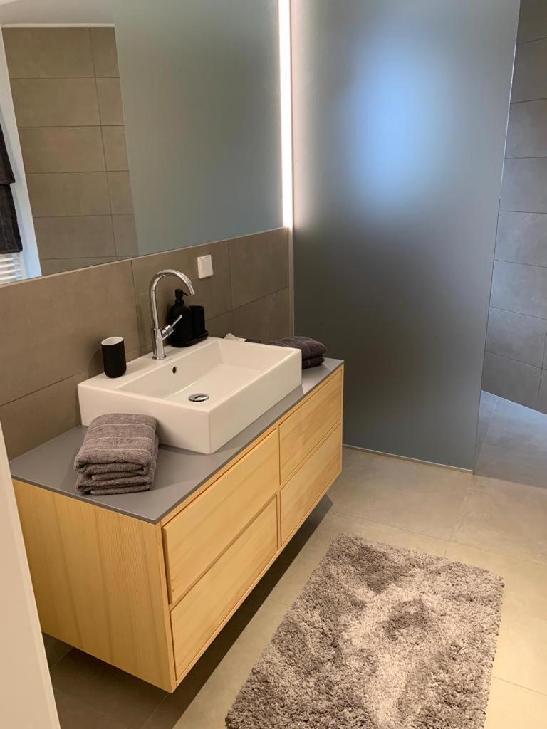 Hideaway An Der Weinstrasse - Pool & Sauna - Apartments Anderlage Spielfeld Luaran gambar